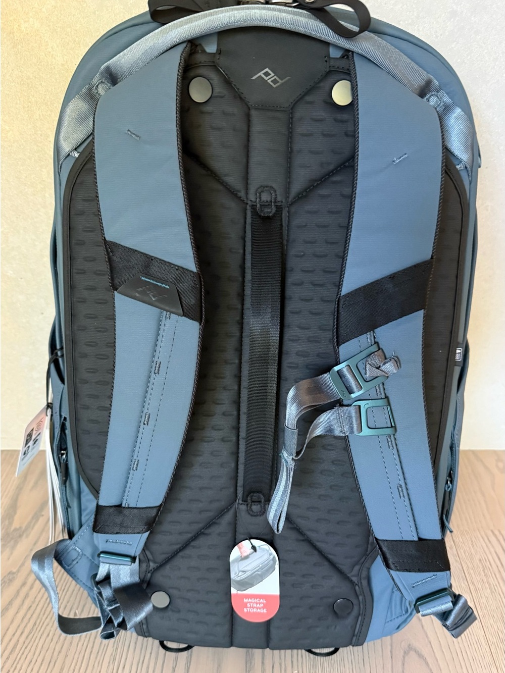 • Peak Design • TRAVEL BACKPACK 45 L • NWT • - Picture 7 of 7
